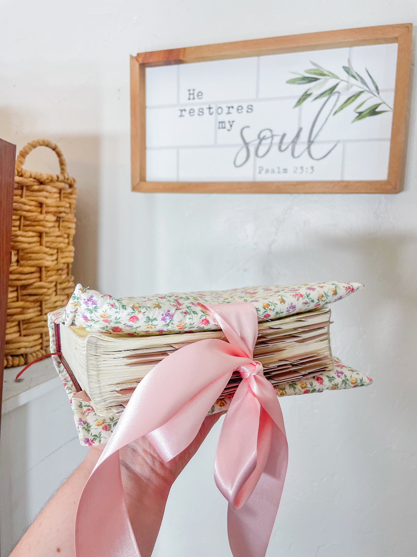 Quilted Bible Verse Cover – Pink Ditsy Floral Fabric with Ribbon Closure