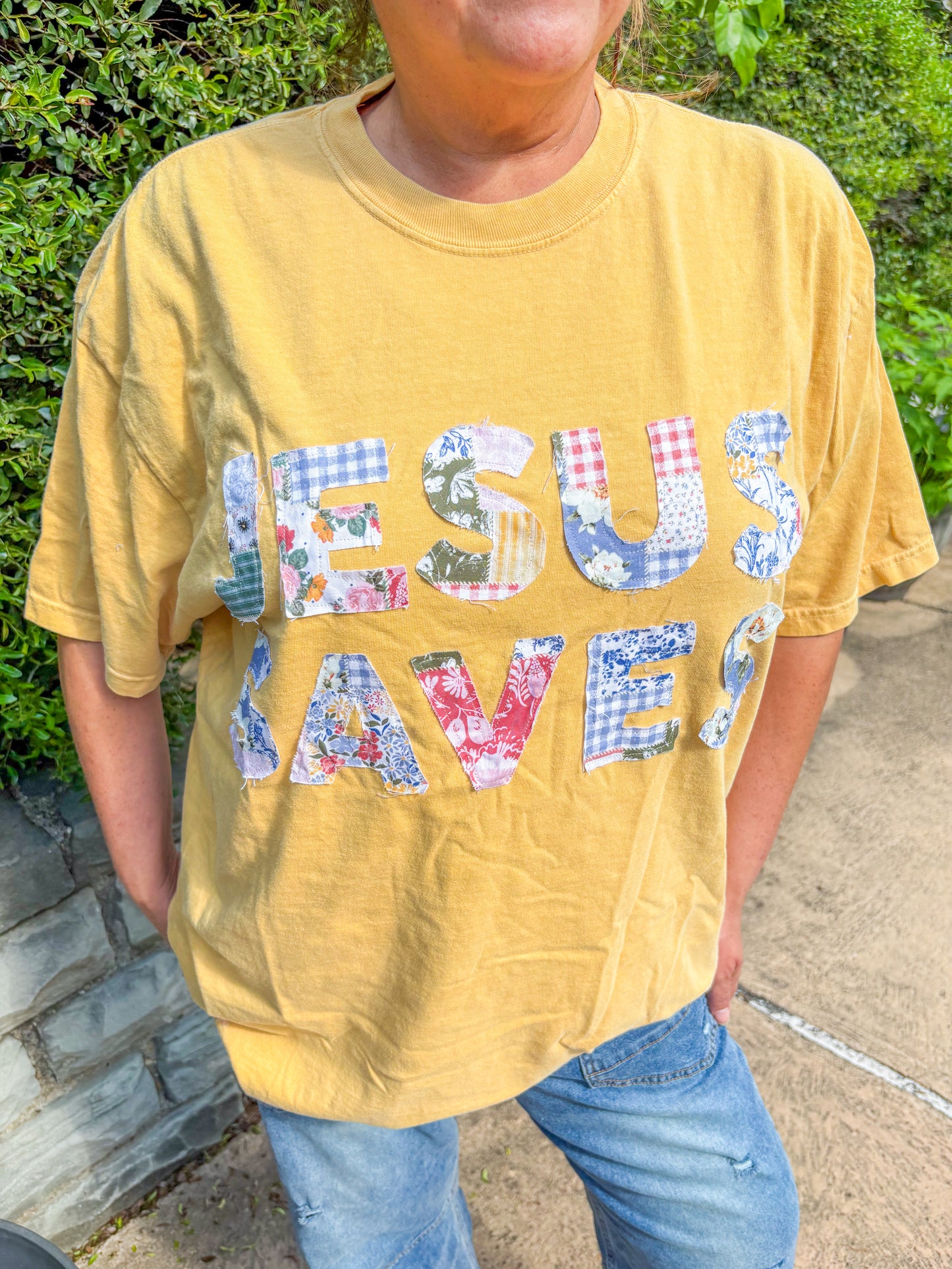 Jesus saves patchwork tee