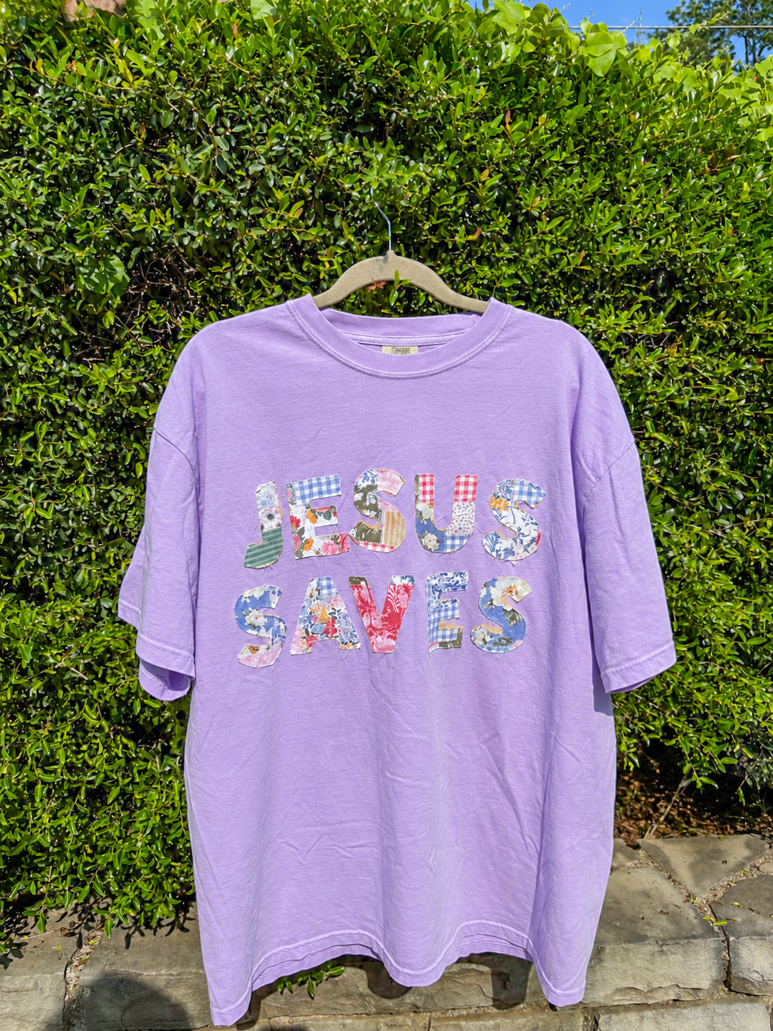 Jesus saves patchwork tee