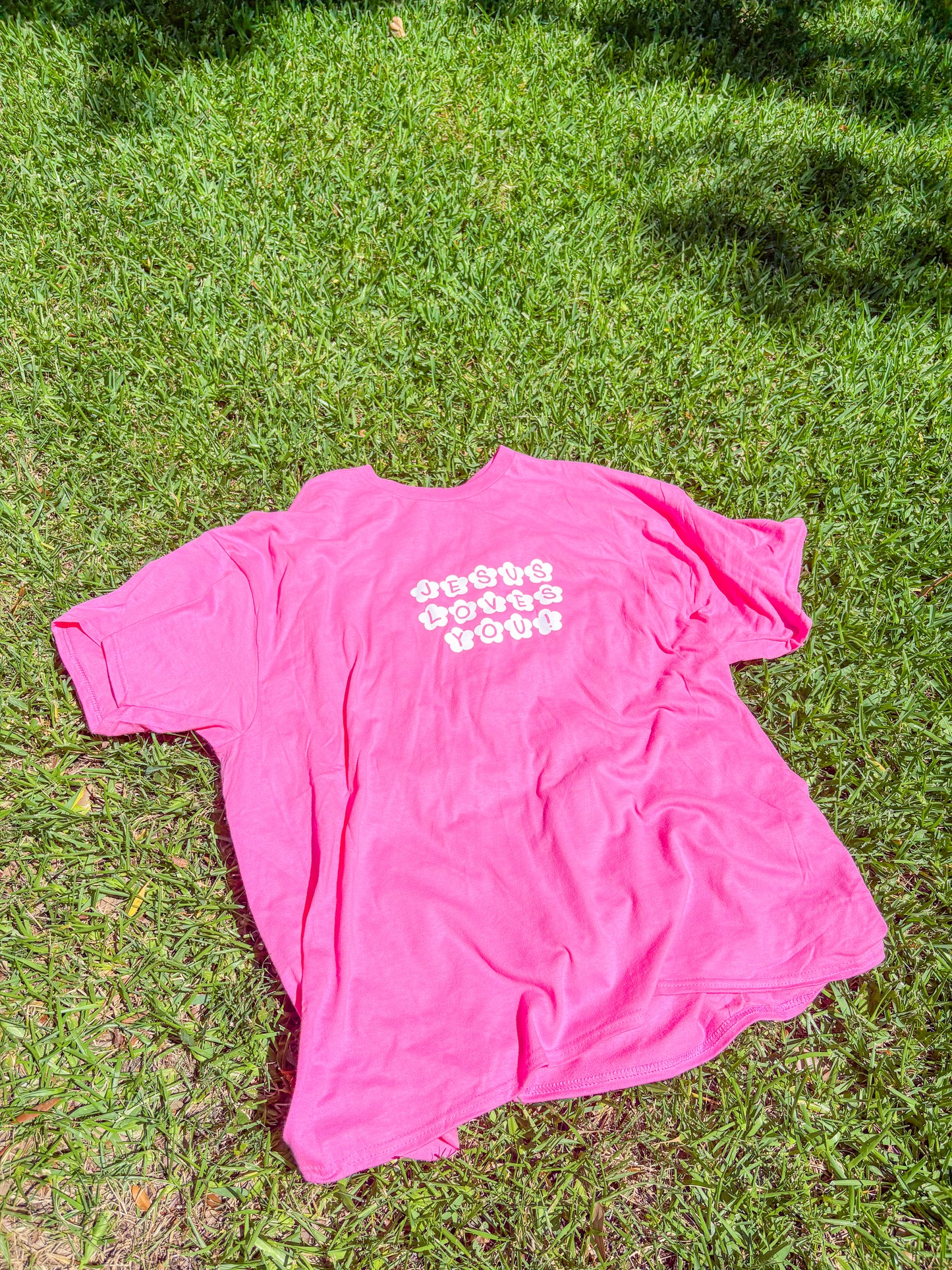 pink Jesus loves you tee