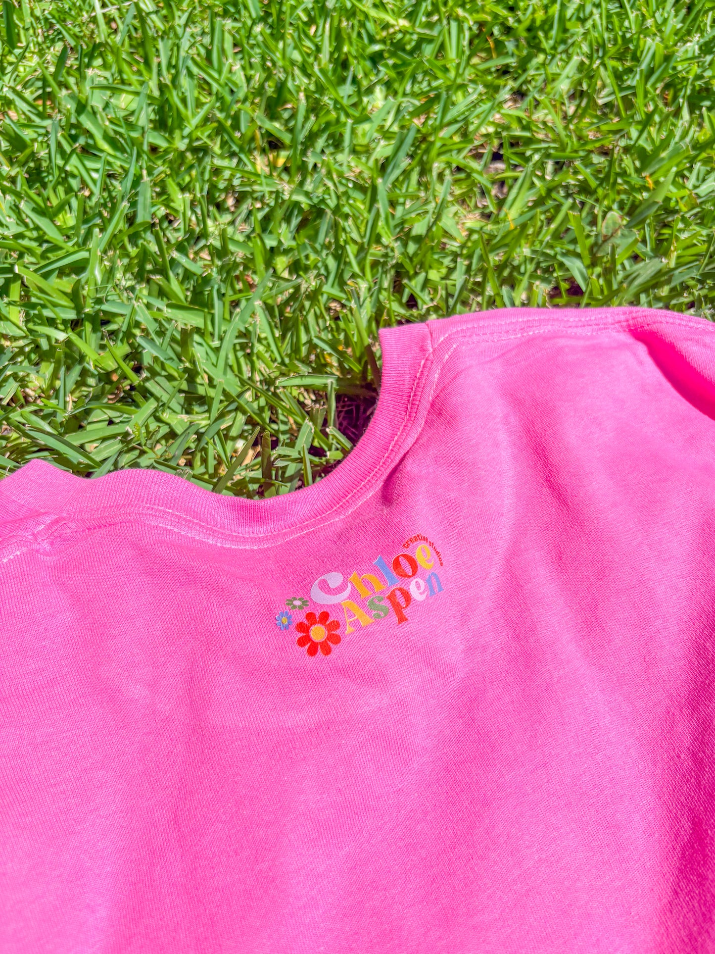 pink Jesus loves you tee